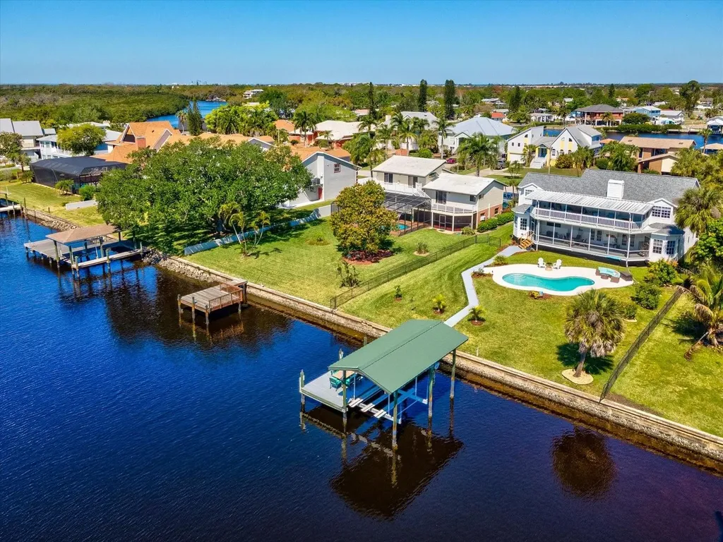 1414 Deirdre Drive Ruskin FL 33570