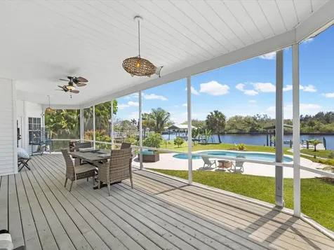 1414 Deirdre Drive Ruskin FL 33570