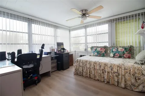 4434 100th Avenue N Pinellas Park FL 33782