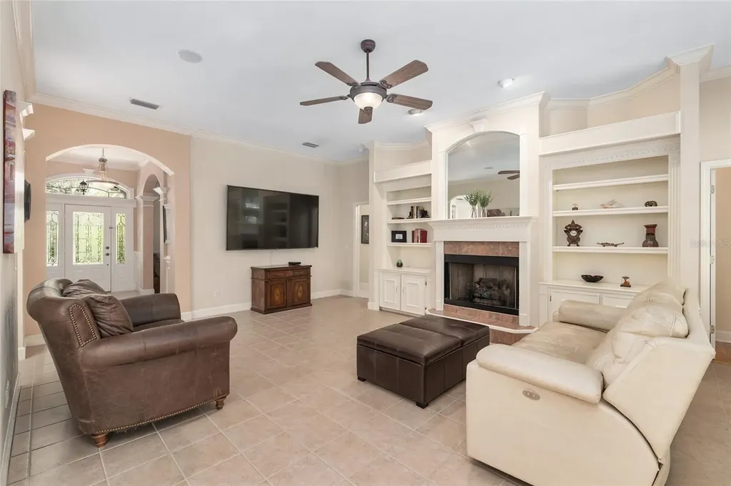 9513 SW 33rd Lane Gainesville FL 32608