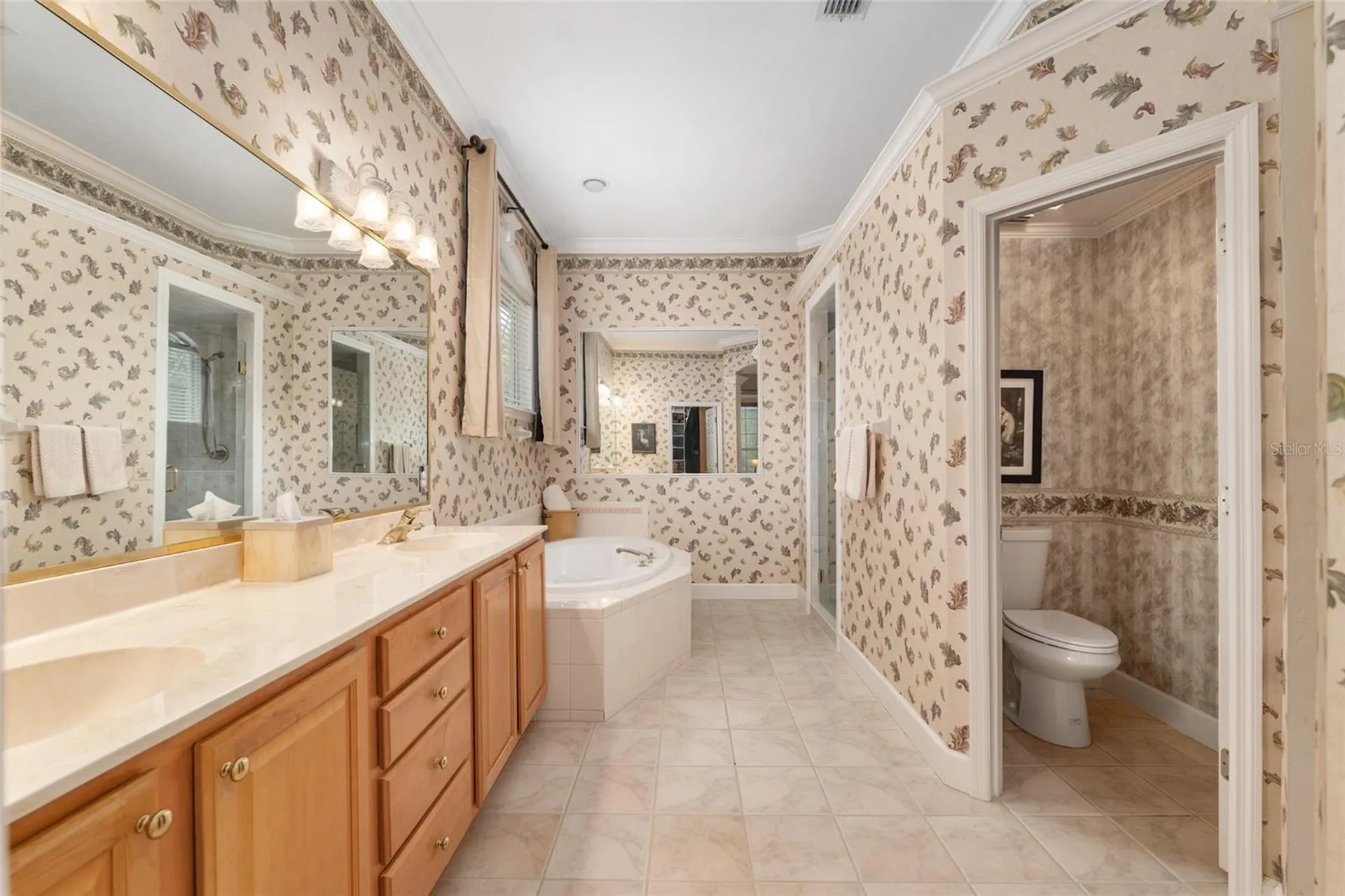 9513 SW 33rd Lane Gainesville FL 32608