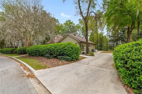 9513 SW 33rd Lane Gainesville FL 32608