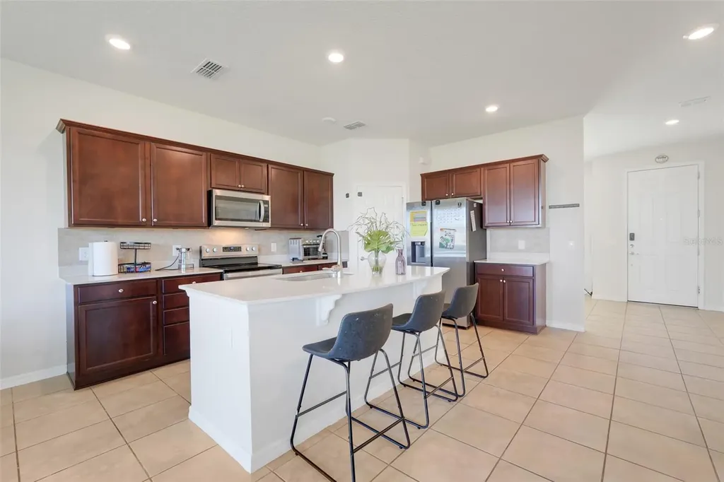 2611 Hilltop Loop Apopka FL 32712