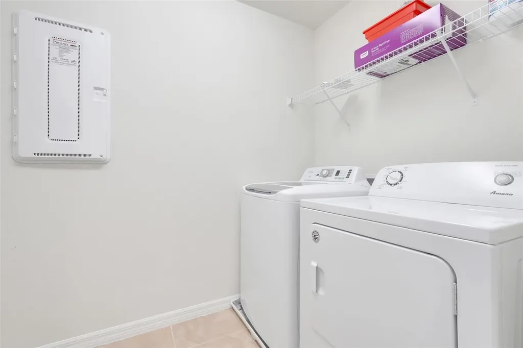 2611 Hilltop Loop Apopka FL 32712