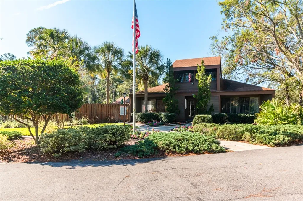 6 Salisbury Court Palm Coast FL 32137