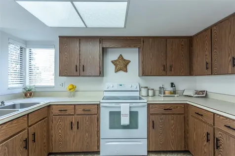 6 Salisbury Court Palm Coast FL 32137