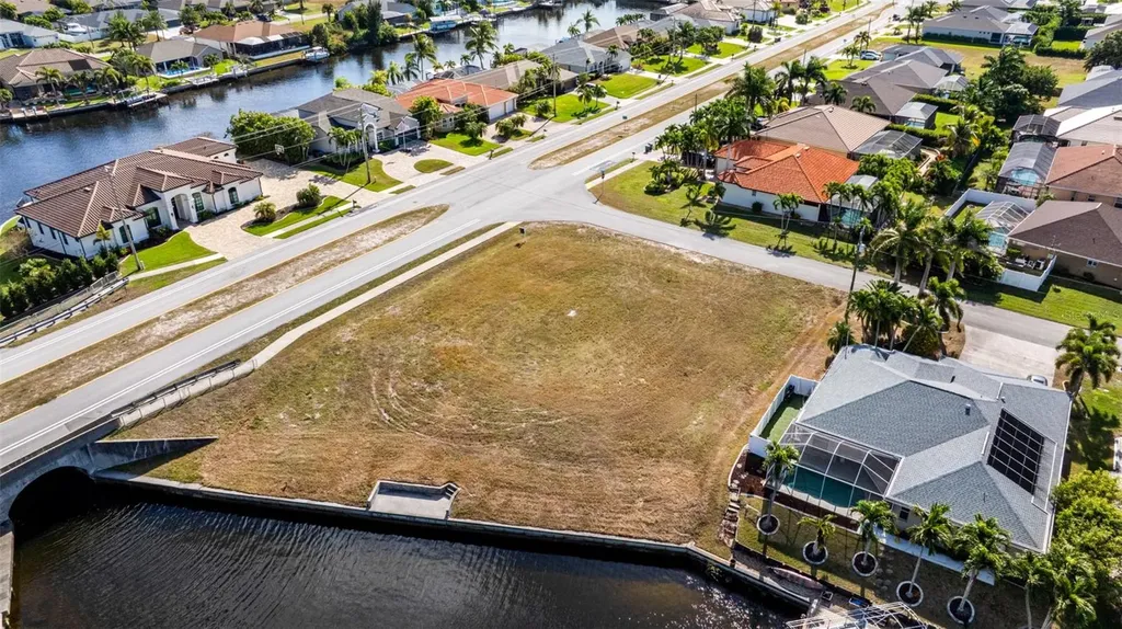 2503 SW 41st Street Cape Coral FL 33914