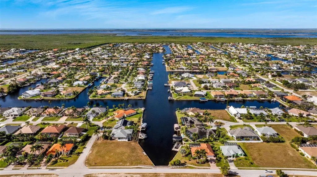 2503 SW 41st Street Cape Coral FL 33914
