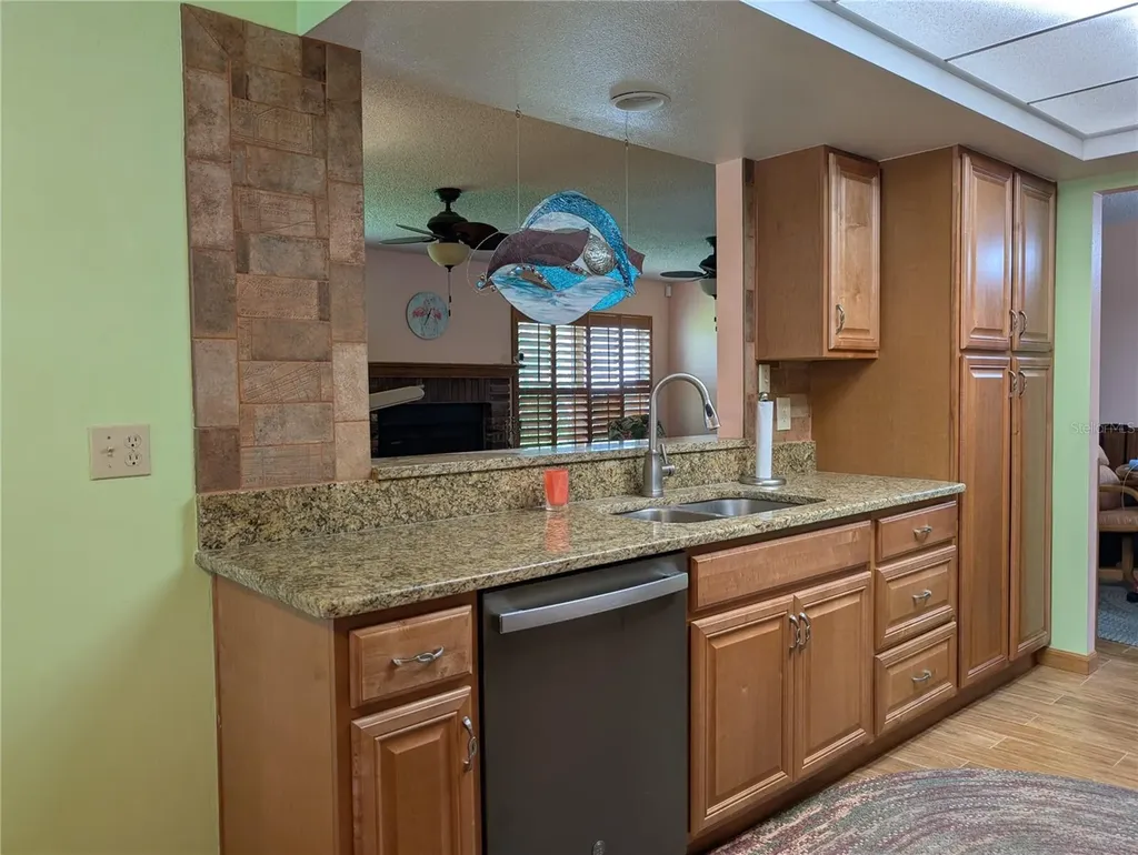 9204 36th Way N Pinellas Park FL 33782