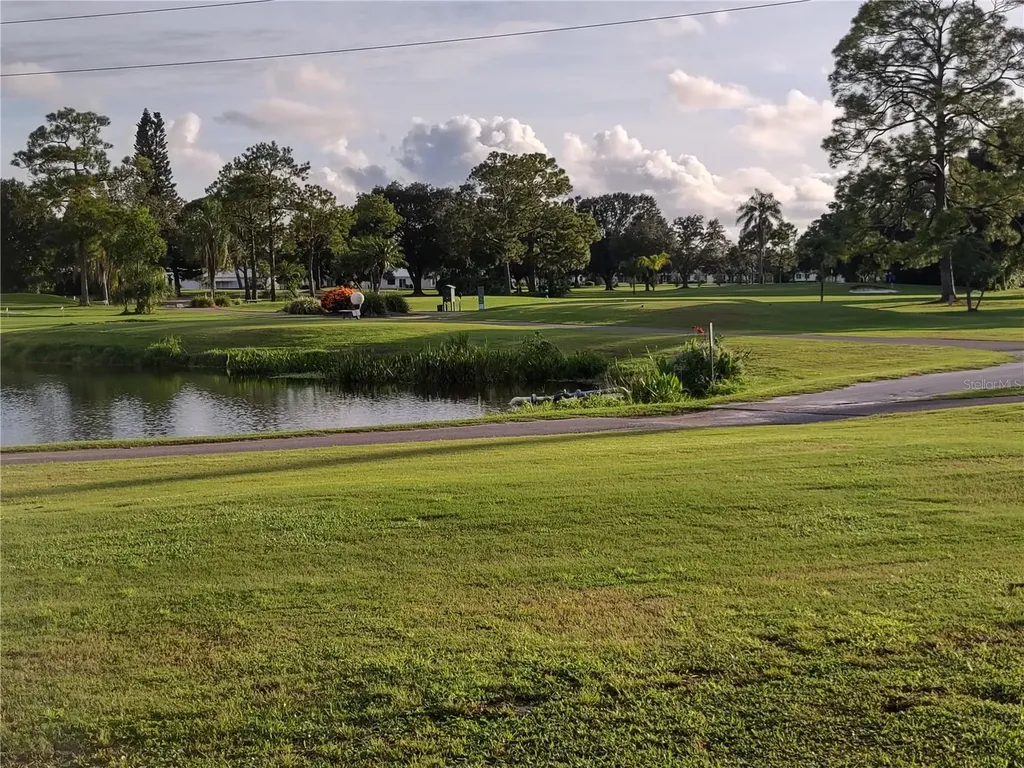 9204 36th Way N Pinellas Park FL 33782