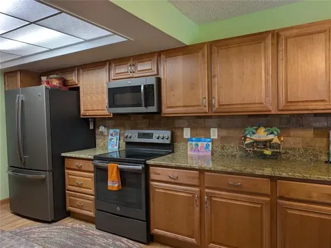 9204 36th Way N Pinellas Park FL 33782