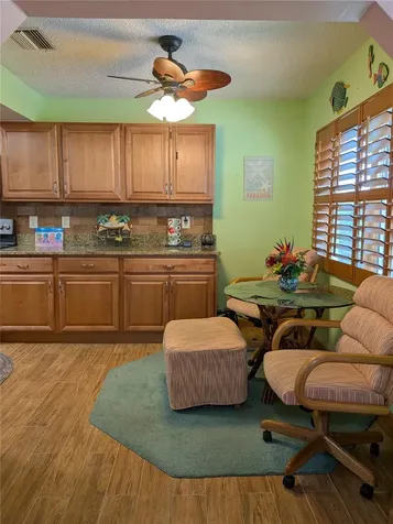 9204 36th Way N Pinellas Park FL 33782