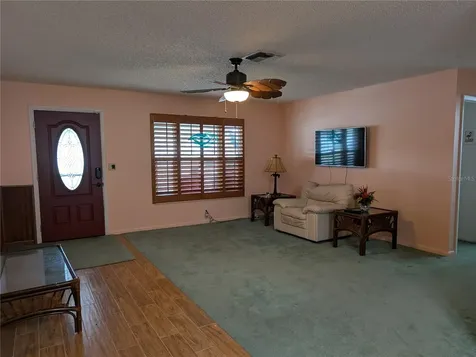 9204 36th Way N Pinellas Park FL 33782