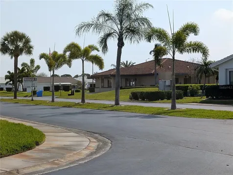 9204 36th Way N Pinellas Park FL 33782