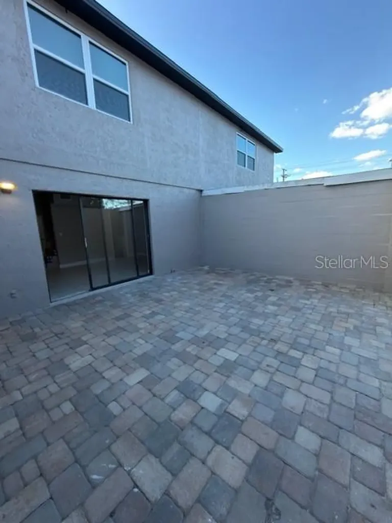 8443 N Grady Avenue Tampa FL 33614
