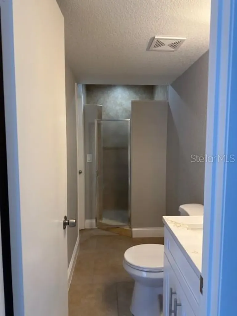8443 N Grady Avenue Tampa FL 33614