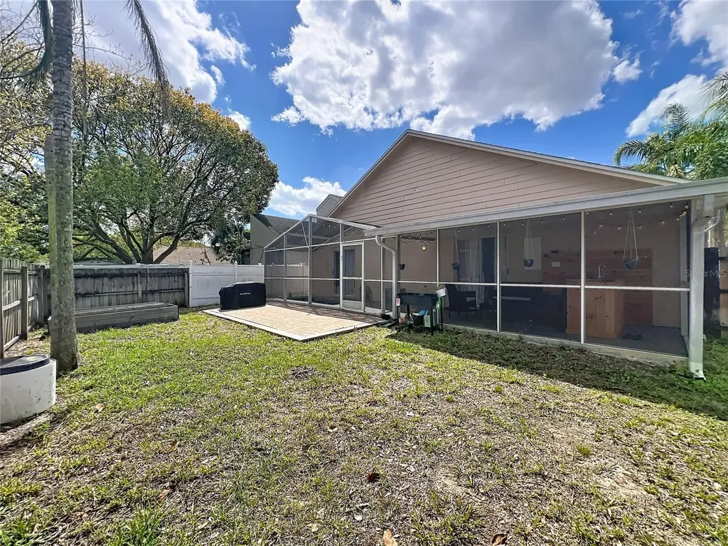 1243 Whispering Winds Court Apopka FL 32703
