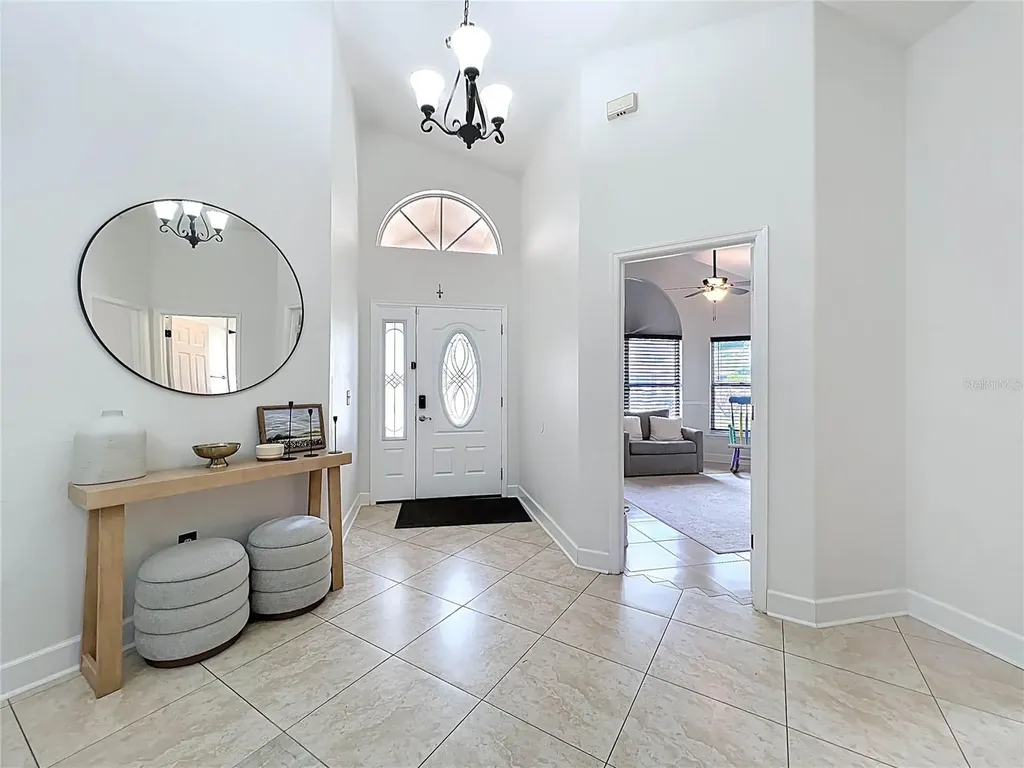 1243 Whispering Winds Court Apopka FL 32703