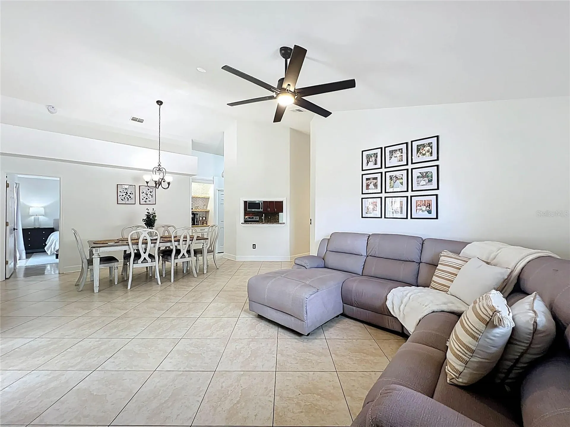 1243 Whispering Winds Court Apopka FL 32703
