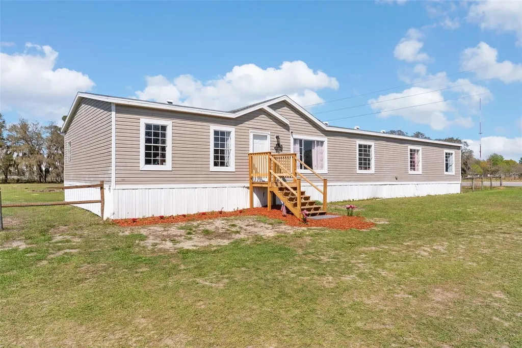 8155 SE 121st Place Belleview FL 34420