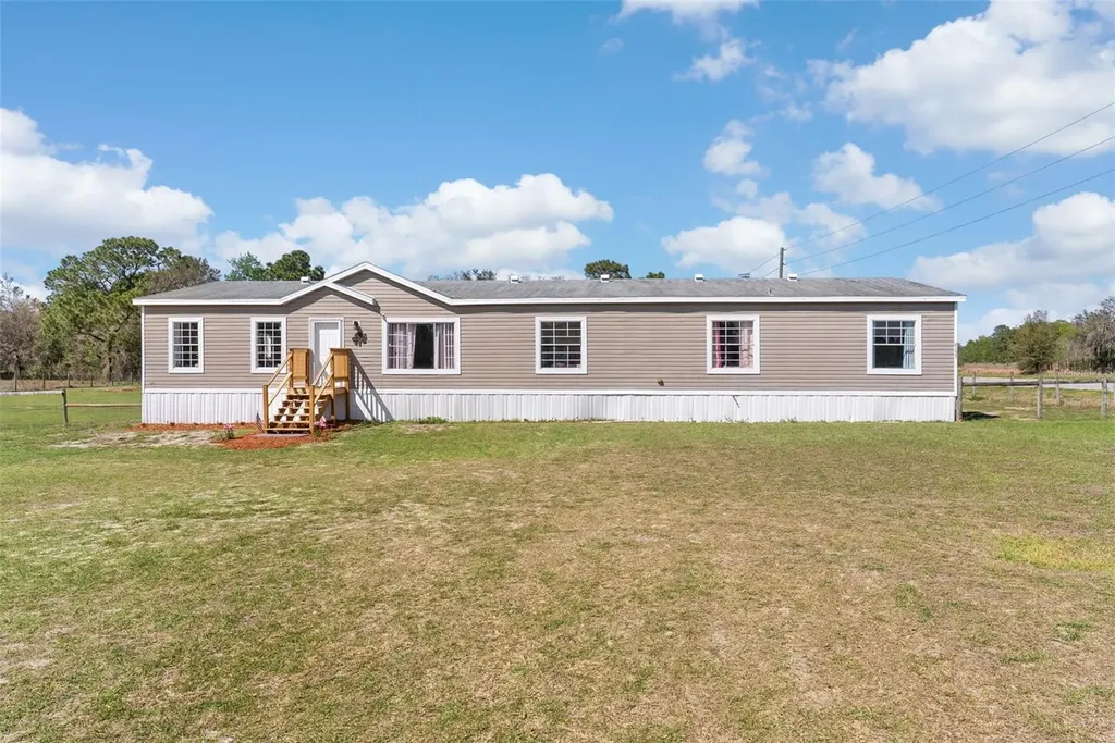 8155 SE 121st Place Belleview FL 34420