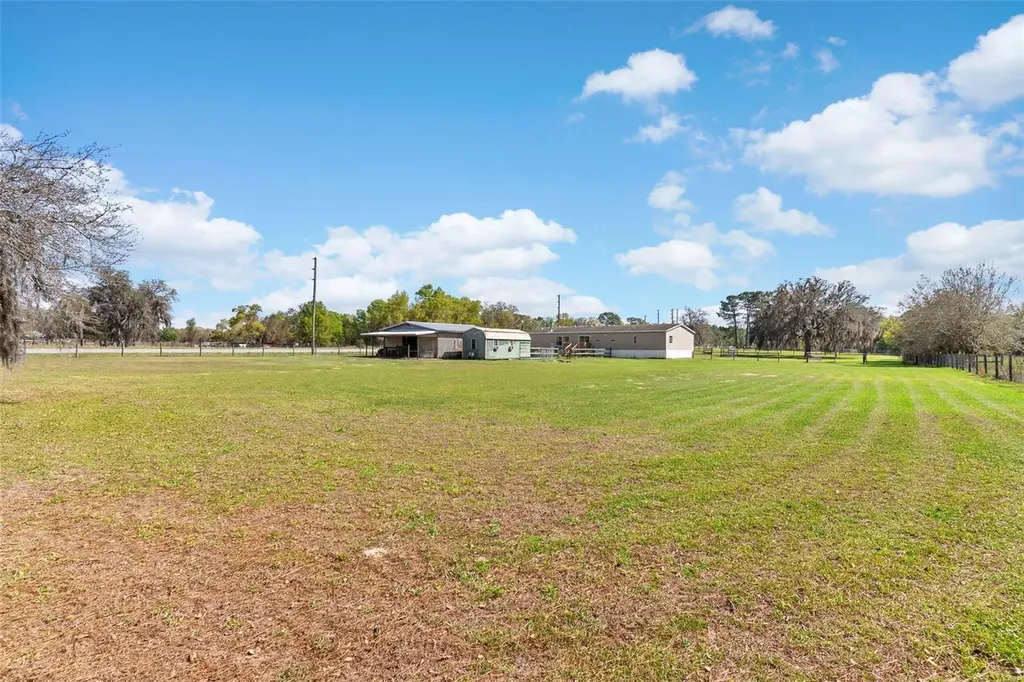 8155 SE 121st Place Belleview FL 34420