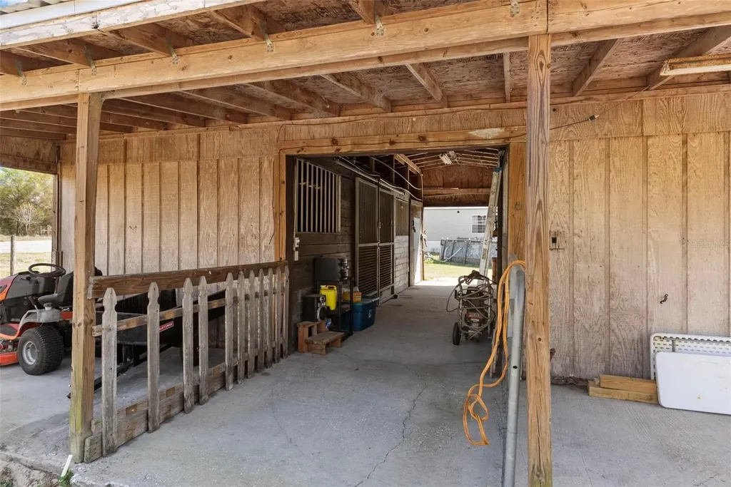 8155 SE 121st Place Belleview FL 34420