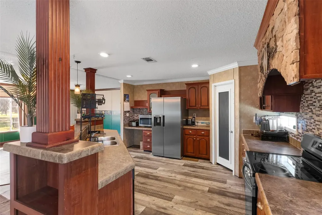 8155 SE 121st Place Belleview FL 34420
