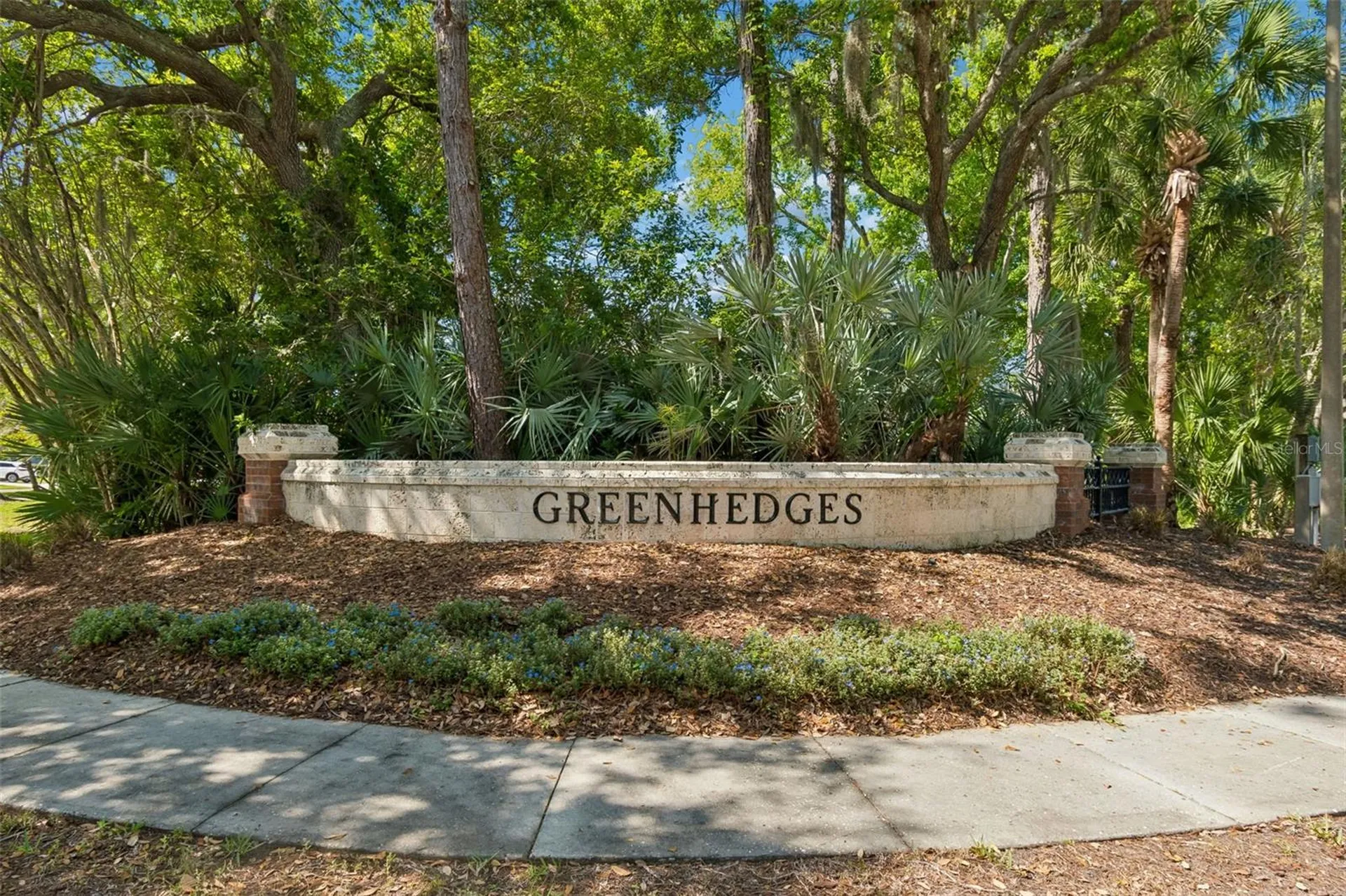 10423 Greenhedges Drive Tampa FL 33626