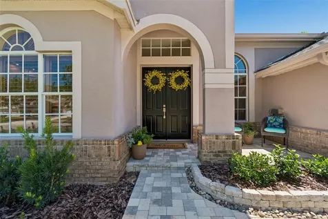 10423 Greenhedges Drive Tampa FL 33626