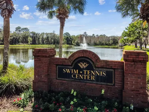 10423 Greenhedges Drive Tampa FL 33626