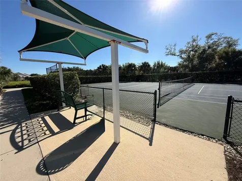 1735 Lake Verona Circle Bradenton FL 34211