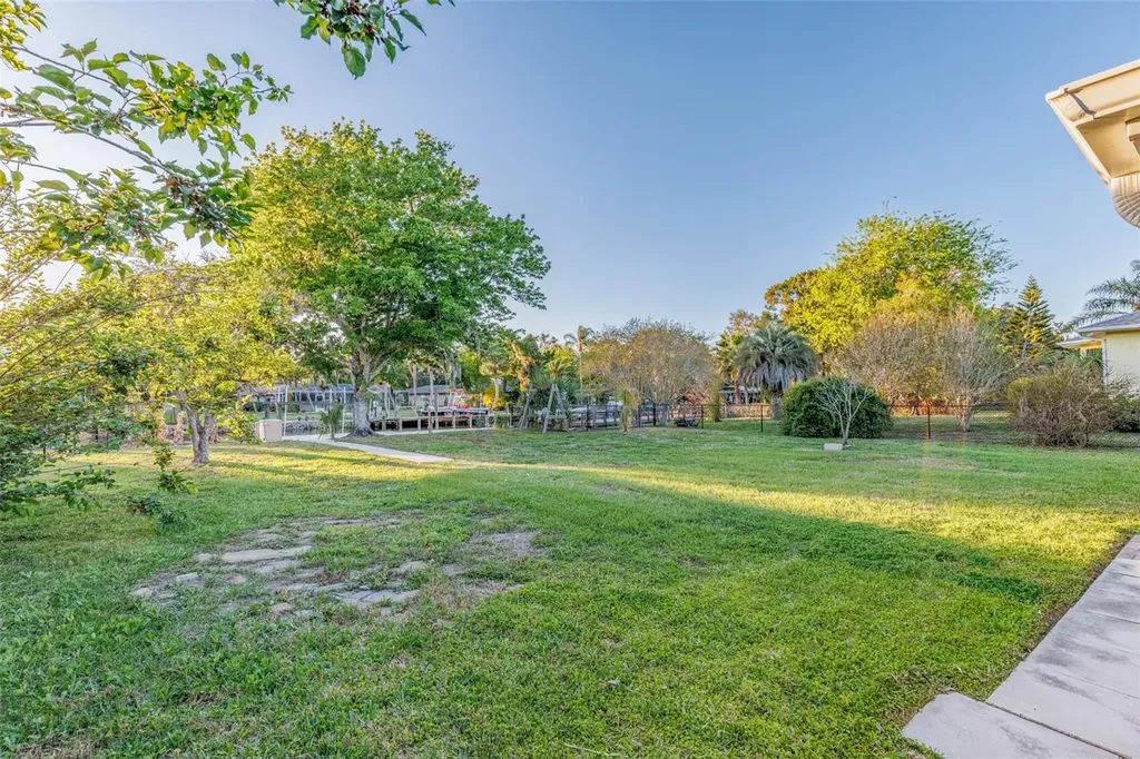5012 S Deep Water Point Homosassa FL 34448