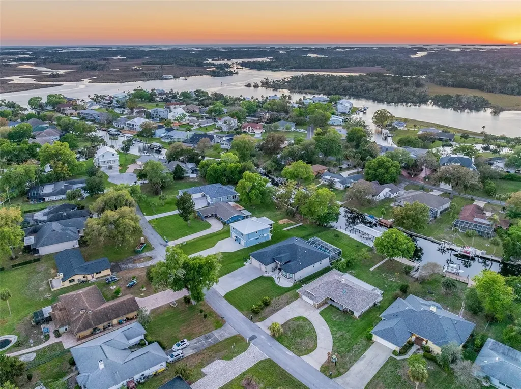5012 S Deep Water Point Homosassa FL 34448