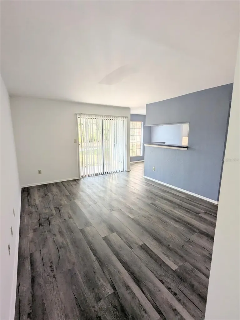 8702 Mallard Reserve Drive Tampa FL 33614