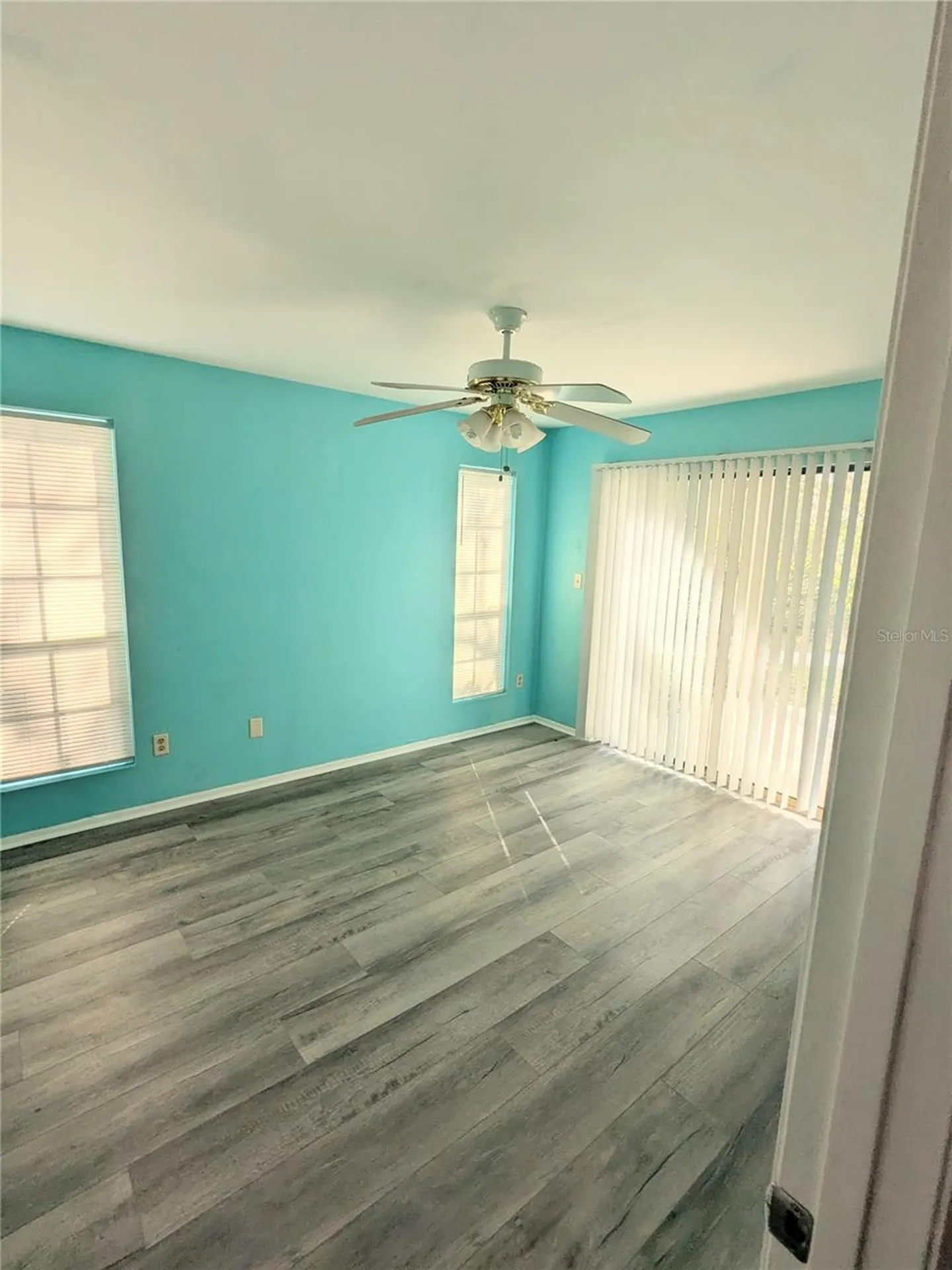 8702 Mallard Reserve Drive Tampa FL 33614