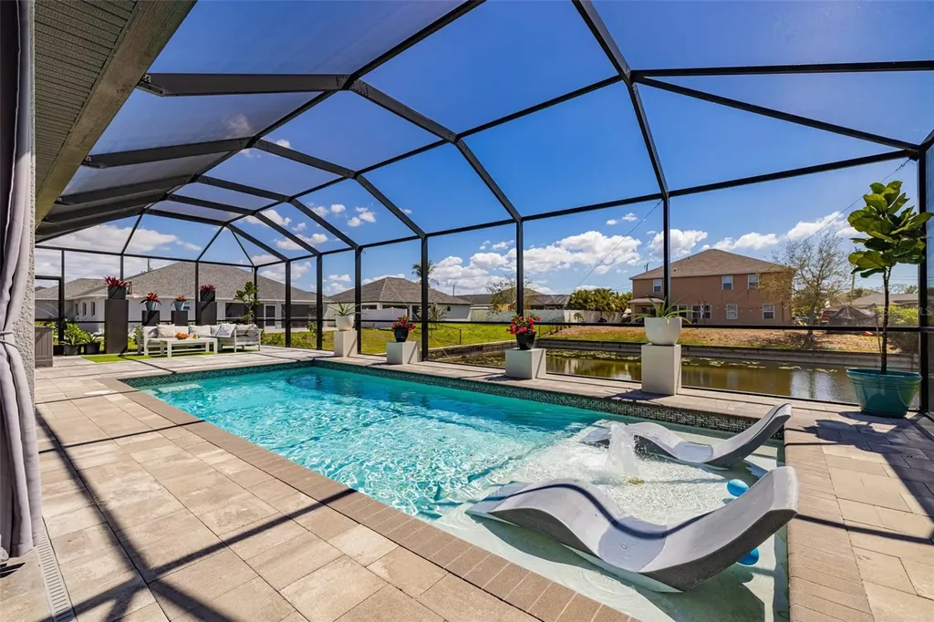 110 SW 21st Terrace Cape Coral FL 33991