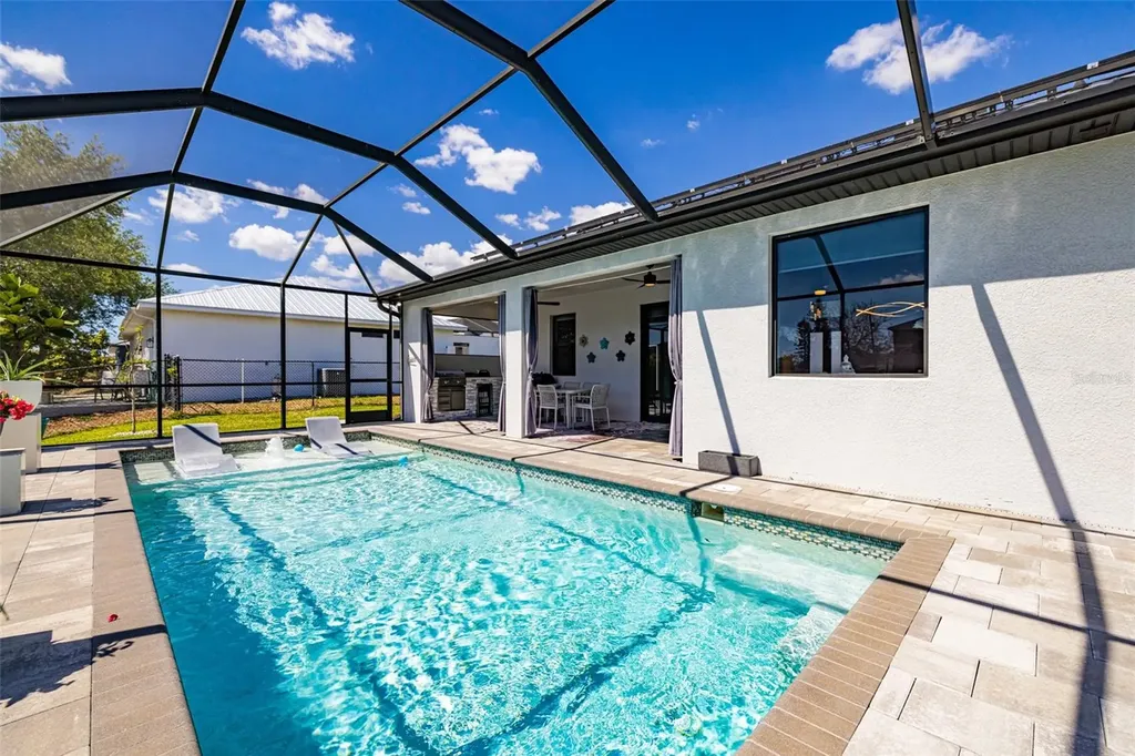 110 SW 21st Terrace Cape Coral FL 33991