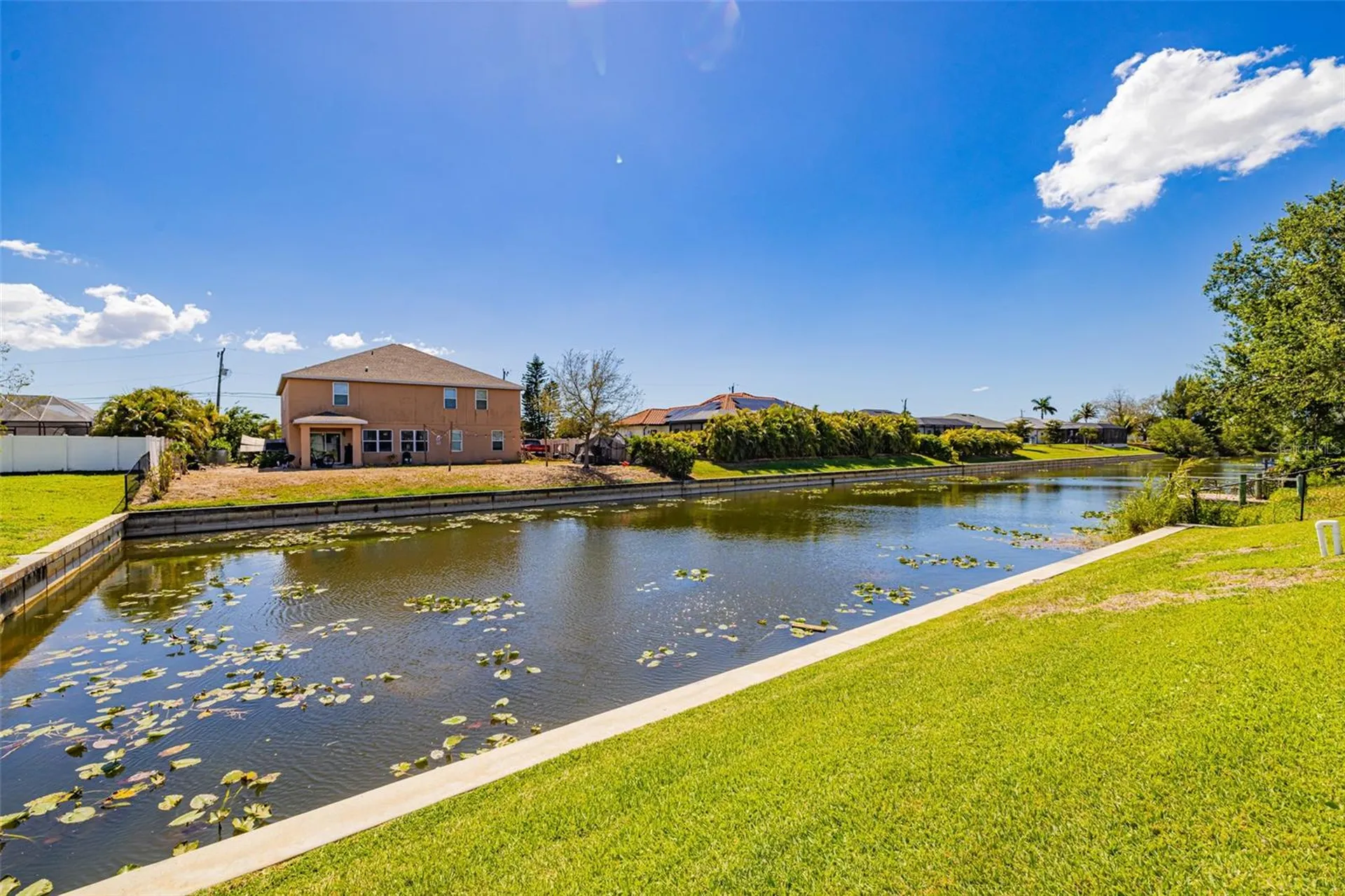 110 SW 21st Terrace Cape Coral FL 33991