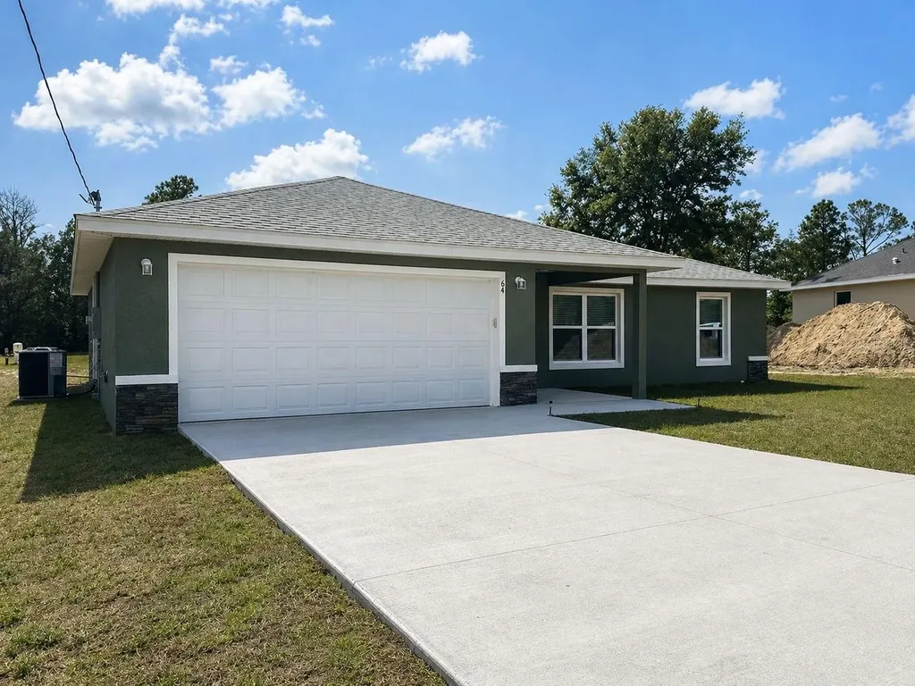 64 Ash Road Ocala FL 34472
