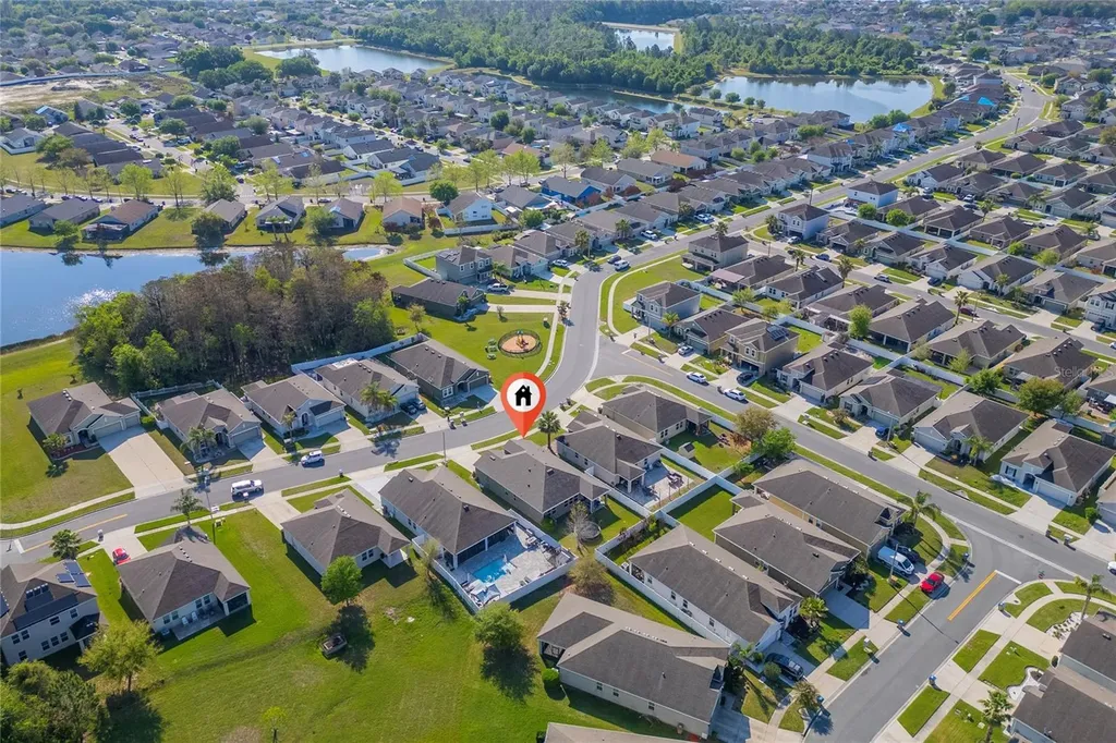 2546 Eagle Bay Boulevard Kissimmee FL 34743