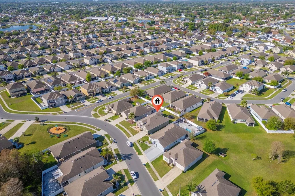 2546 Eagle Bay Boulevard Kissimmee FL 34743