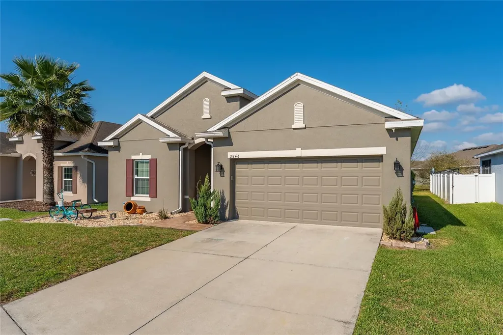 2546 Eagle Bay Boulevard Kissimmee FL 34743