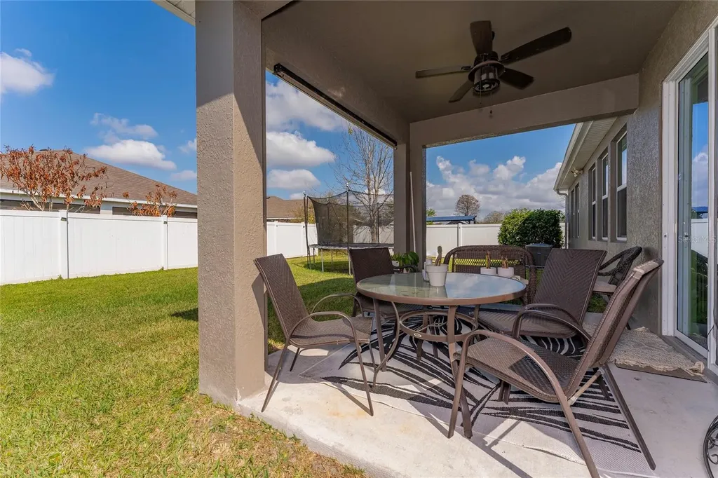 2546 Eagle Bay Boulevard Kissimmee FL 34743