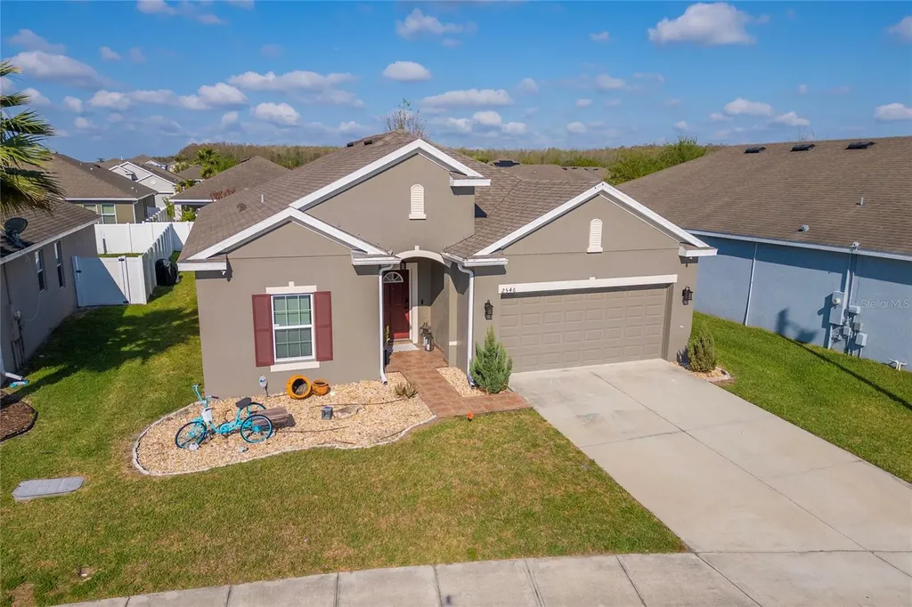 2546 Eagle Bay Boulevard Kissimmee FL 34743