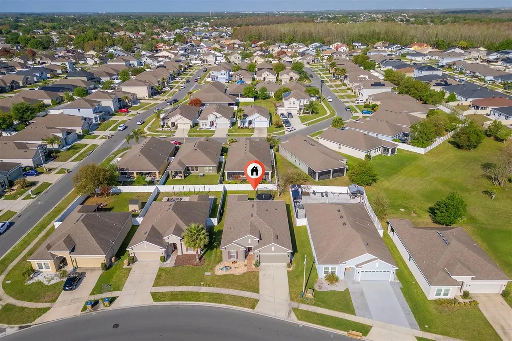 2546 Eagle Bay Boulevard Kissimmee FL 34743