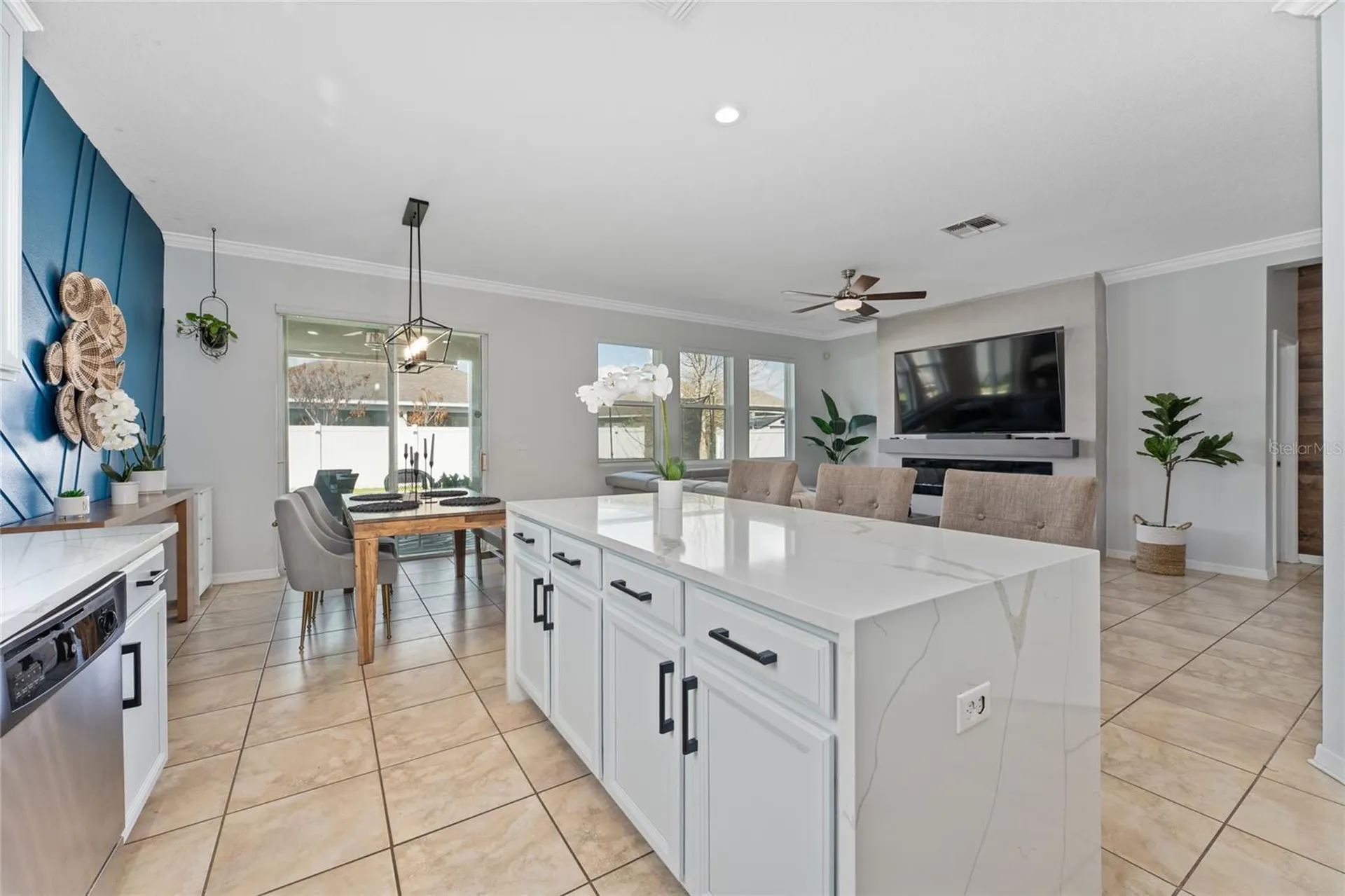 2546 Eagle Bay Boulevard Kissimmee FL 34743