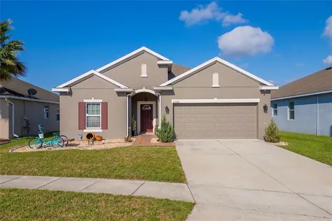2546 Eagle Bay Boulevard Kissimmee FL 34743