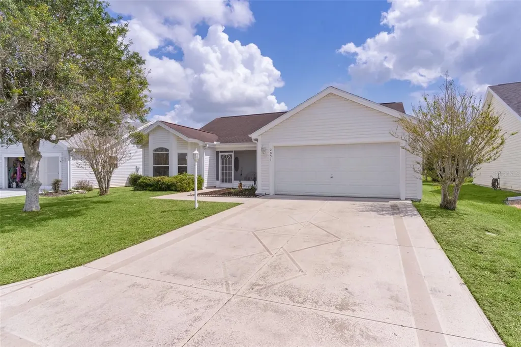2051 Palo Alto Avenue The Villages FL 32159