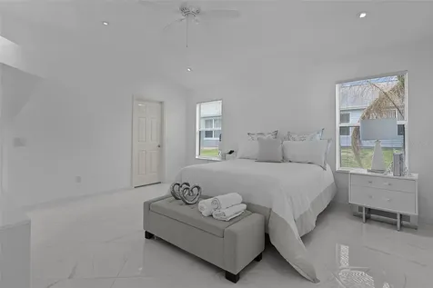 2051 Palo Alto Avenue The Villages FL 32159